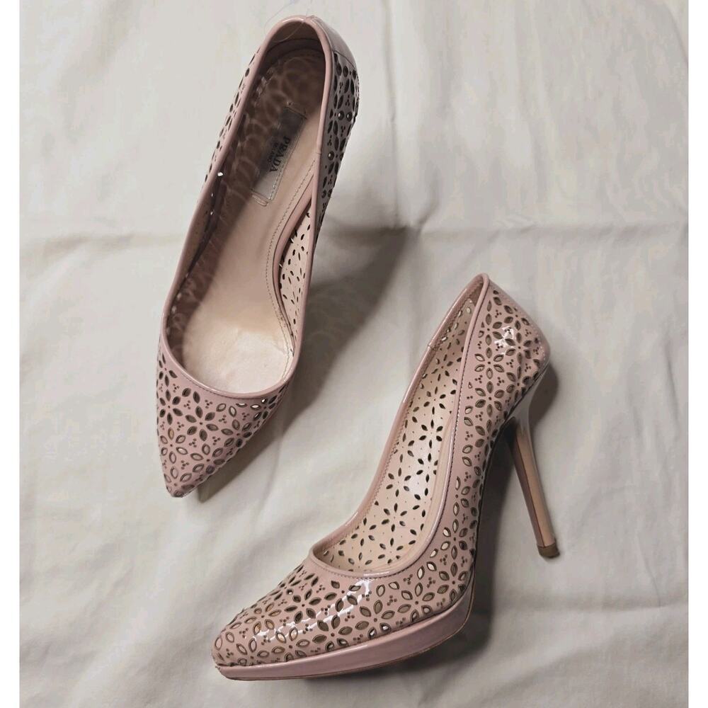 Prada Womens‎ Vernice Cipria Blush Nude Pink Laser Cut Floral High Heels 38.5